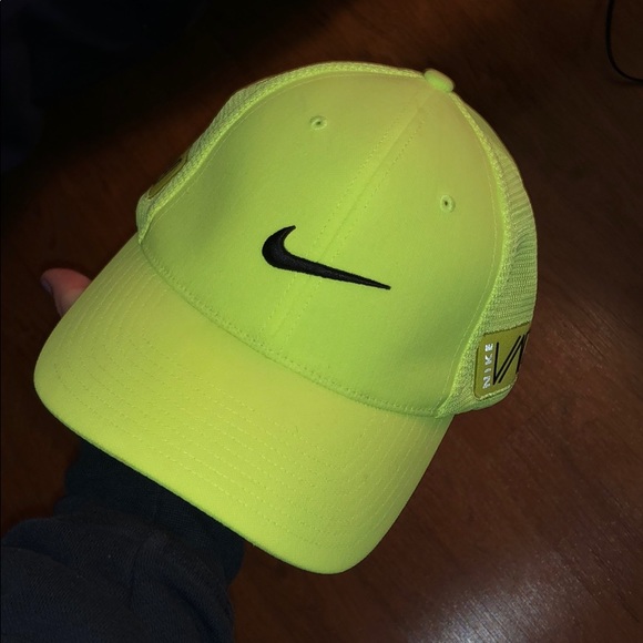 Nike Men’s golf hat